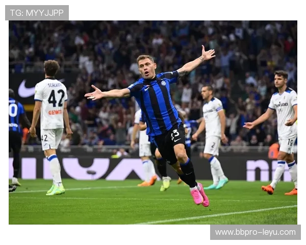 巴雷拉坐镇中场成意大利关键引擎