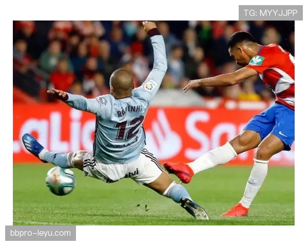 特温队核心球员率队逆转取胜，竞技状态引关注