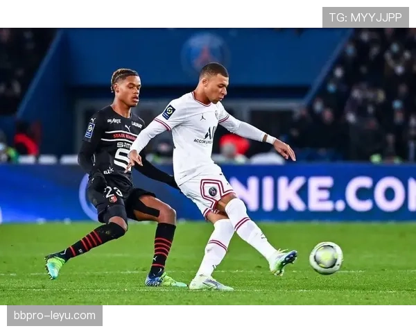 姆巴佩持续表现稳健,突破进球里程碑彰显赛场竞争力 姆巴佩持续表现稳健,突破进球里程碑彰显赛场竞争力